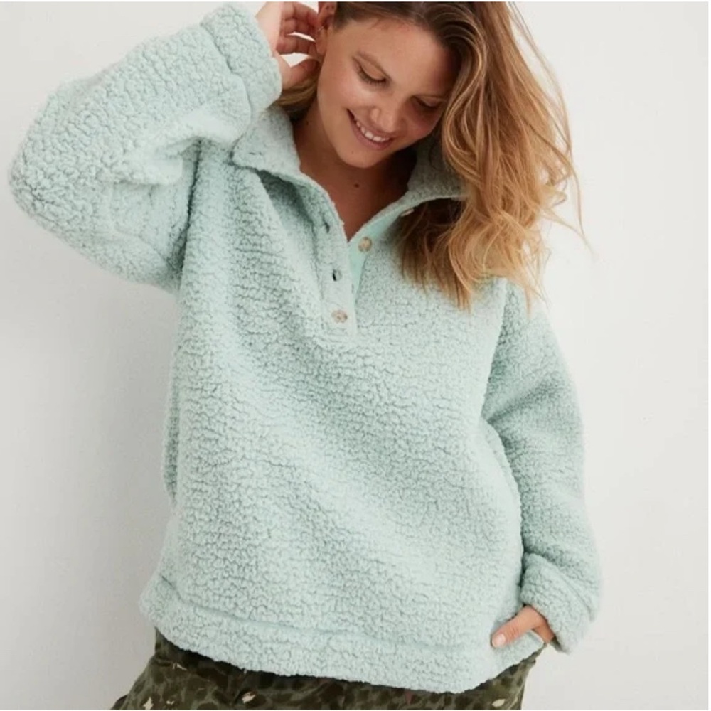 Aerie Cloud Sherpa Oversized Button Pullover Size Small